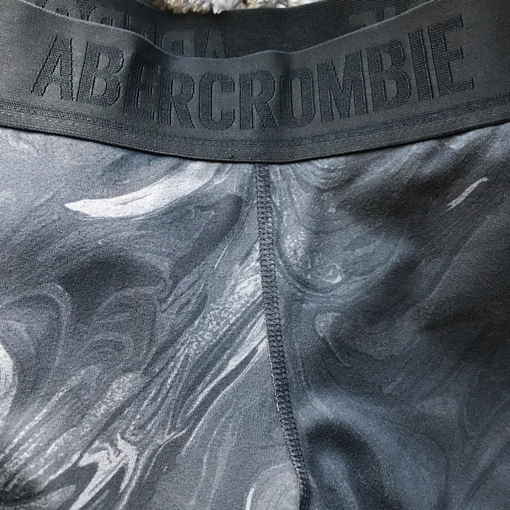 Abercrombie Full Length Marble Pattern Leggings - image 6